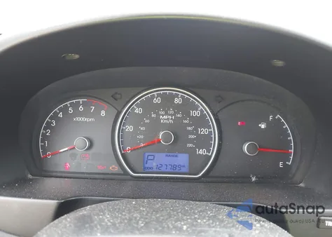 2010 Hyundai Elantra Se z USA, uszkodzony, nr VIN KMHDU4AD1AU871493